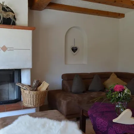 Ferienhaus In Sonnenbichl Mit Garten, Terrasse Und Grill *